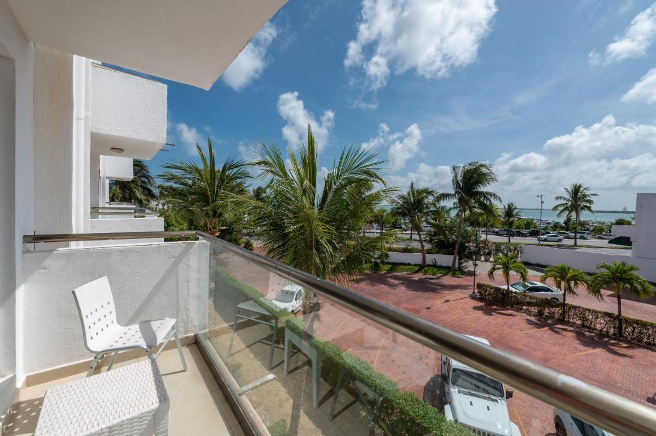 Hotel Dos Playas Faranda Cancún Esterno foto