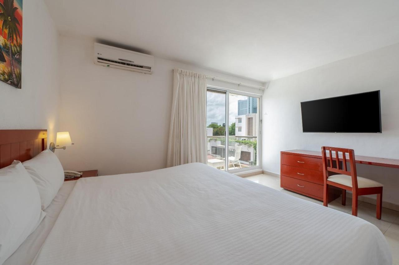 Hotel Dos Playas Faranda Cancún Esterno foto