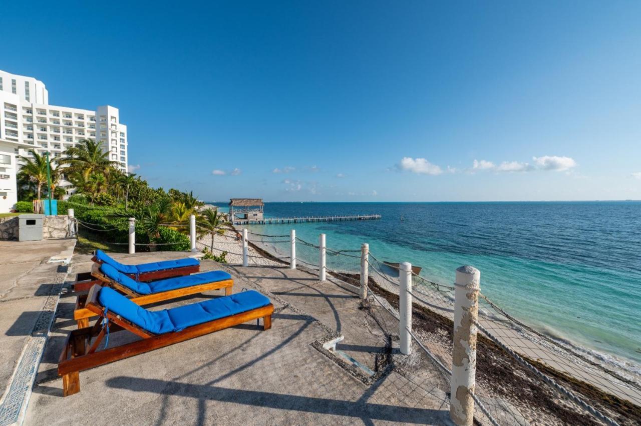 Hotel Dos Playas Faranda Cancún Esterno foto