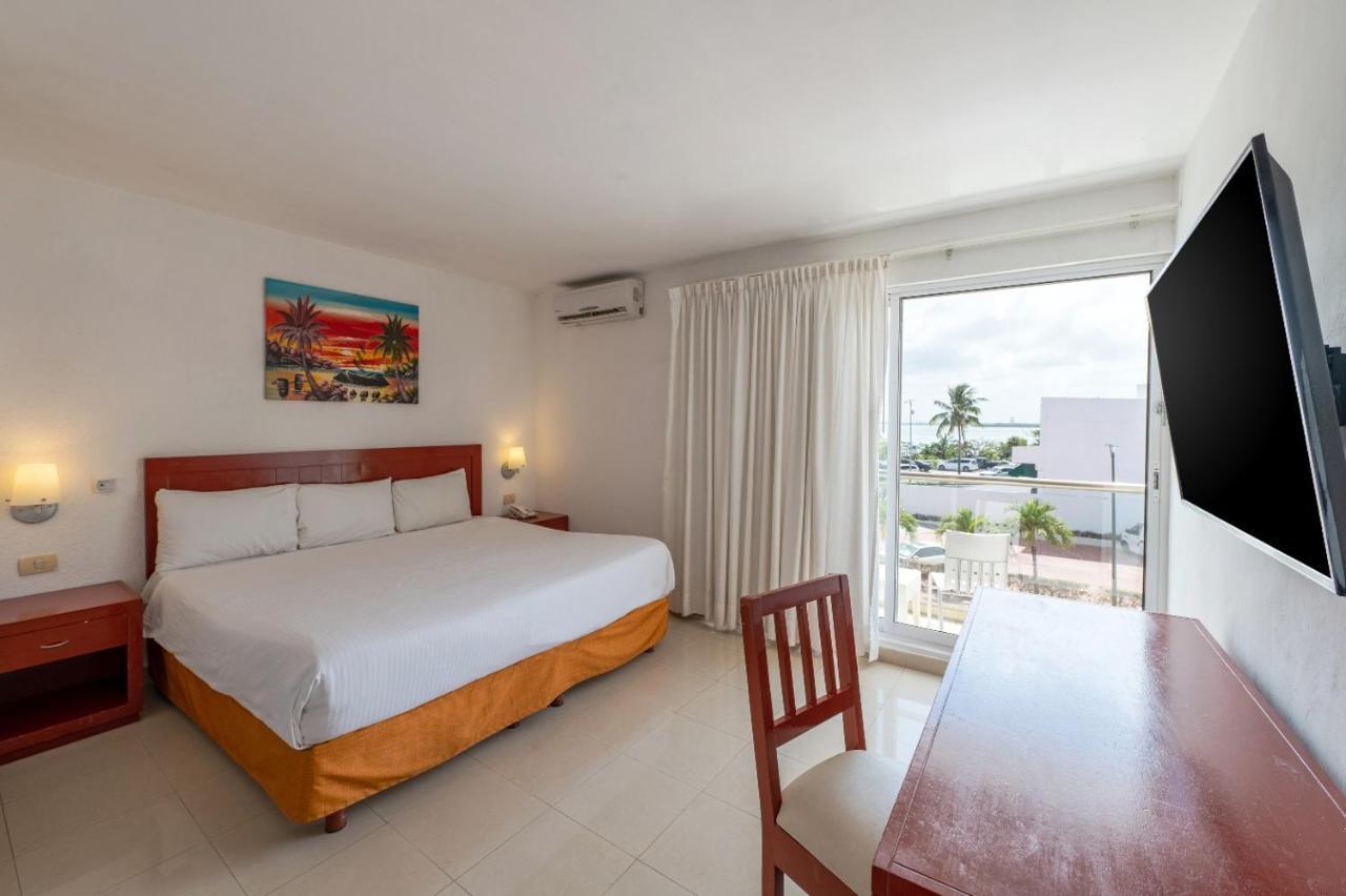 Hotel Dos Playas Faranda Cancún Esterno foto